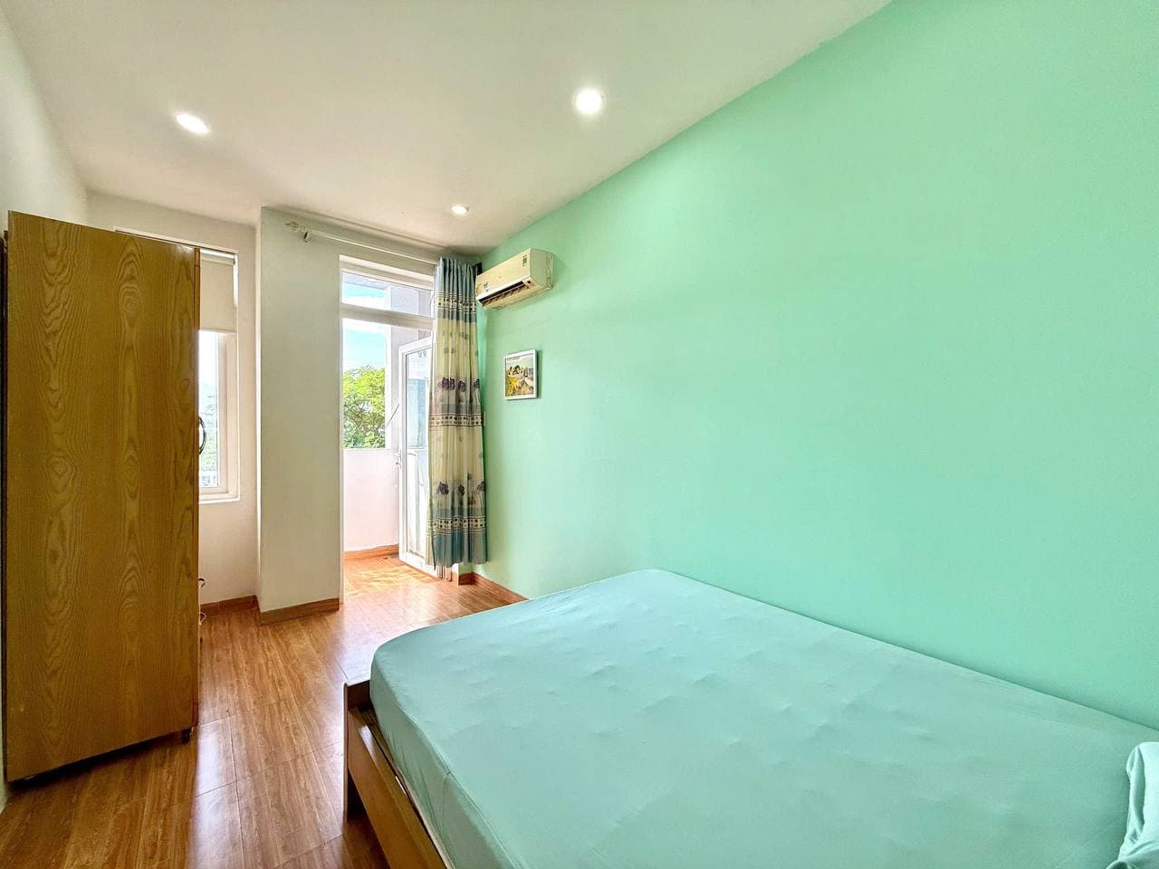 2-bedroom apartment in West Nha Trang, 60 m², with balcony