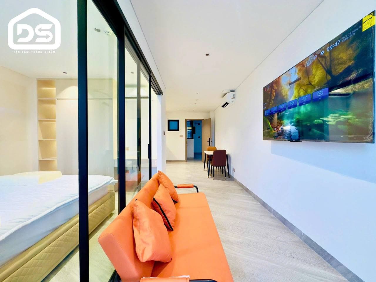1-bedroom 55 m² apartment at Luxury Hà Quang 2, furnished, city view