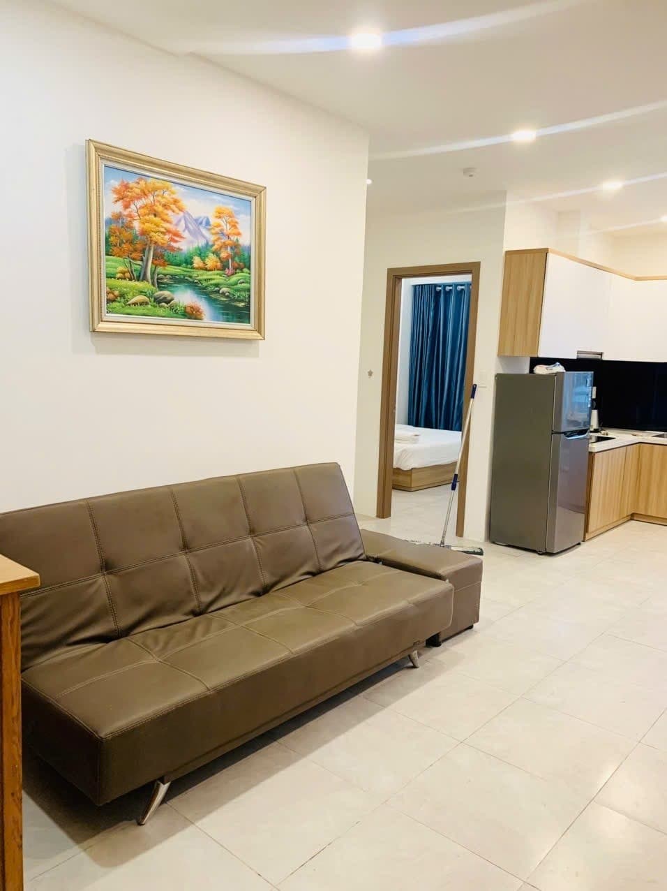 Căn hộ 2 phòng ngủ ngay sát bờ biển, cách biển 50 mét