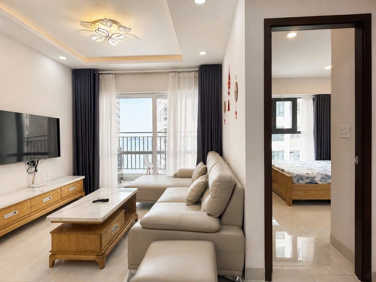 Căn hộ 2 phòng ngủ cách biển 50 mét, ngay tuyến đầu bờ biển