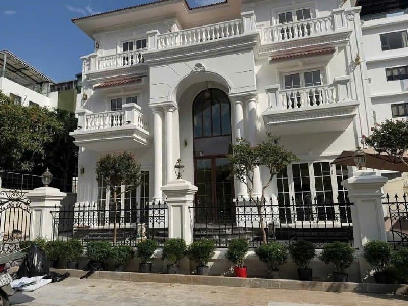 6‑Bedroom Villa in West Nha Trang