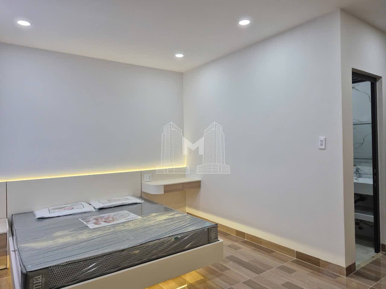 Cho thuê Biệt thự, 350 m², 4PN