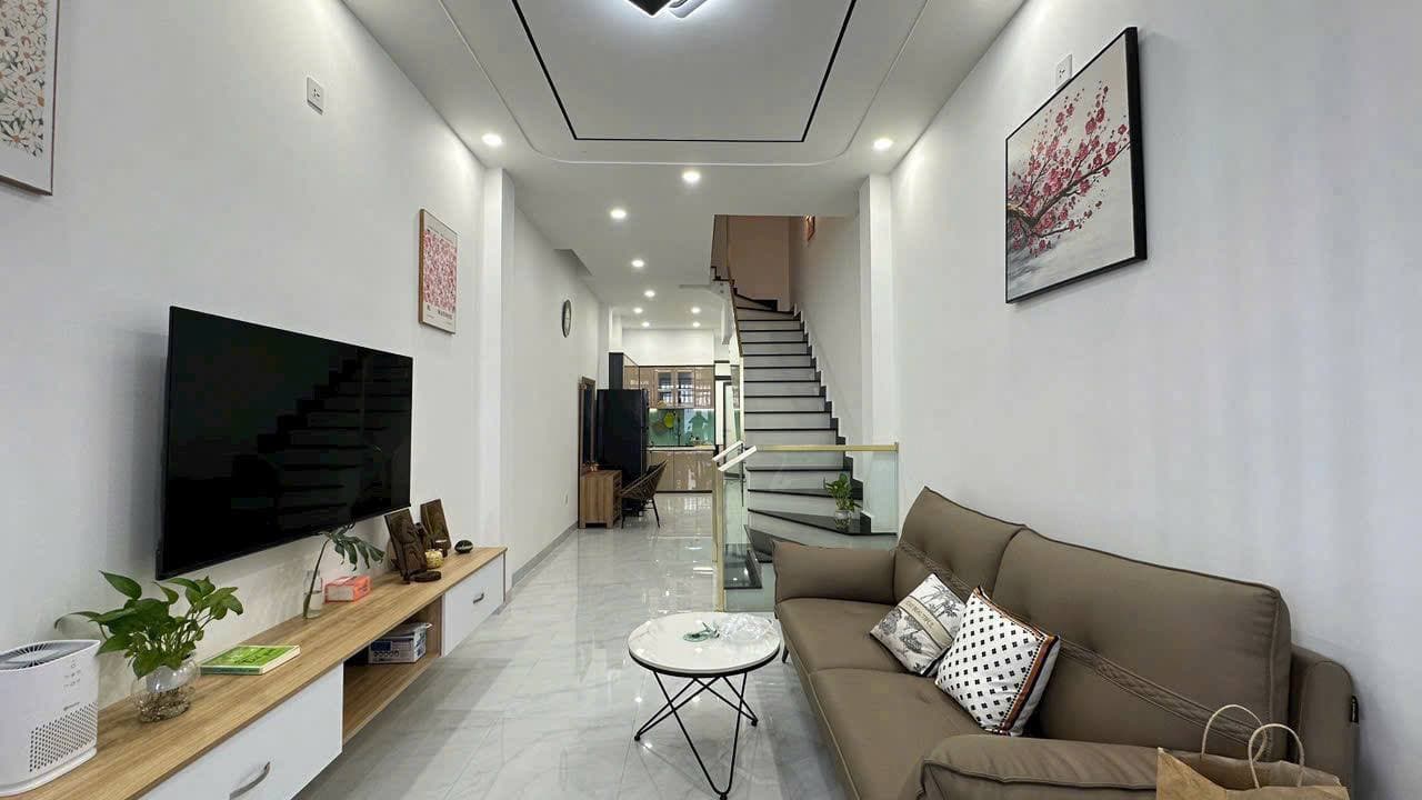 Cho thuê Biệt thự Phương Sài, 3PN
